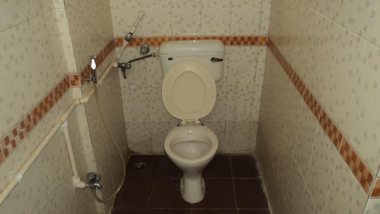 Girija Payyade Hotel Kalyān Exteriér fotografie