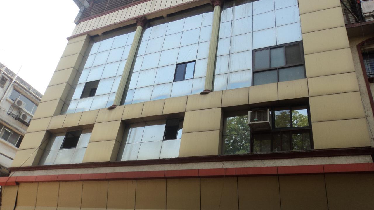 Girija Payyade Hotel Kalyān Exteriér fotografie